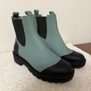 Antonio Melani Dalton Gore Detailed Weather Resistant Leather Lug Sole Booties 6